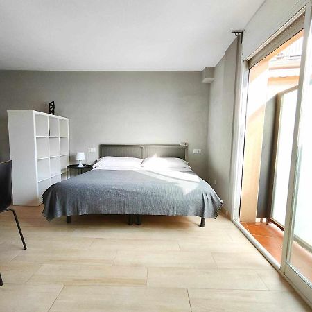 Mazi Apartments Suite Mataro Bagian luar foto