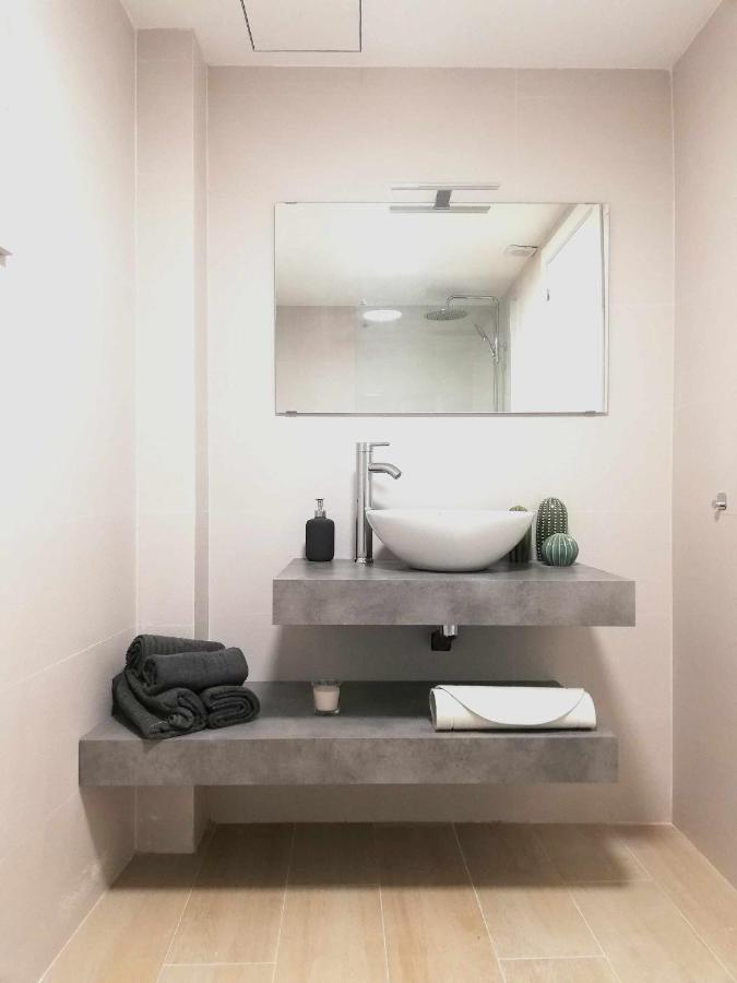 Mazi Apartments Suite Mataro Bagian luar foto