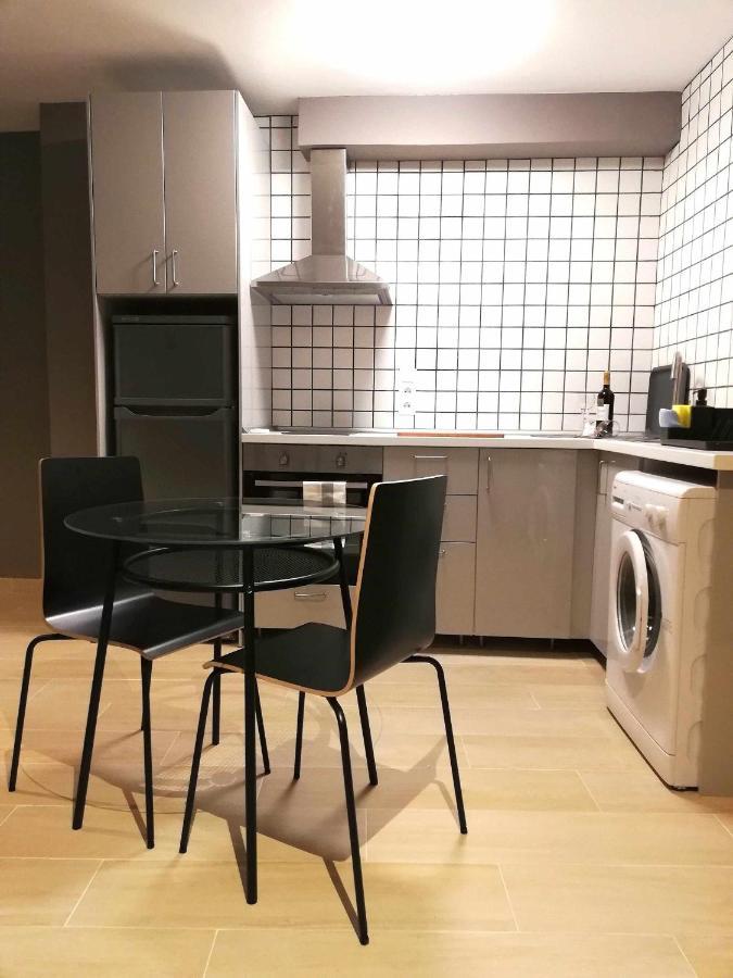 Mazi Apartments Suite Mataro Bagian luar foto